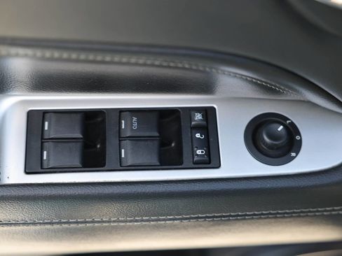 Used 2014 Jeep Compass Latitude w/ Sun/Sound Group image 19