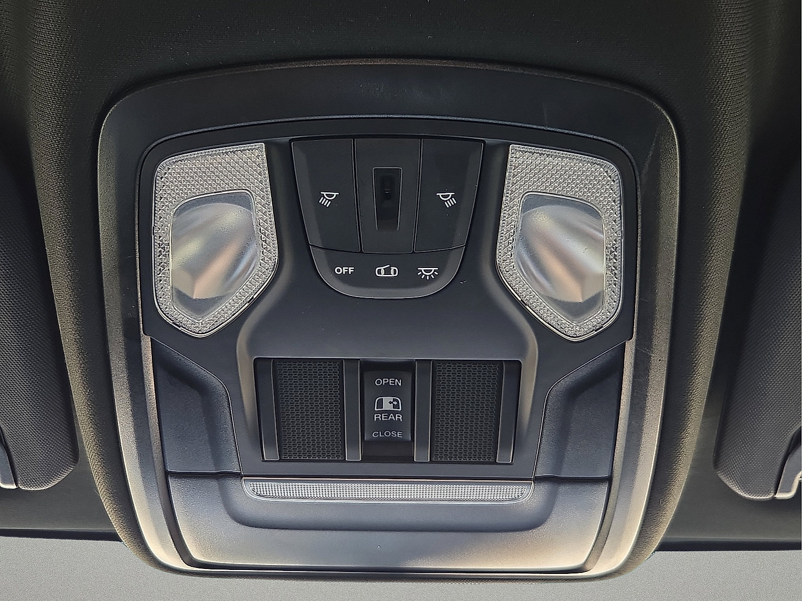 Used 2023 RAM 2500 Tradesman AWD/4WD image 22