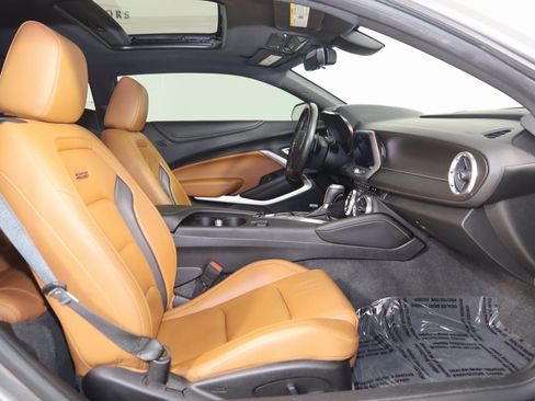 Used 2019 Chevrolet Camaro SS image 13