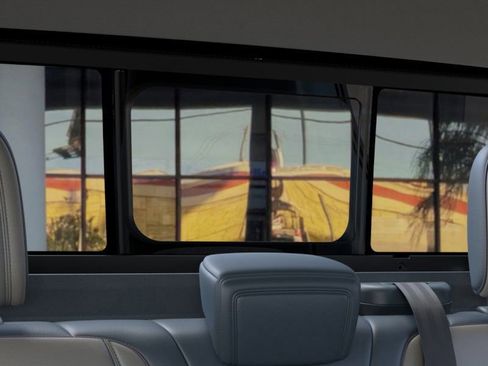 New 2025 Ford Maverick Lariat w/ 4K Tow Package image 24