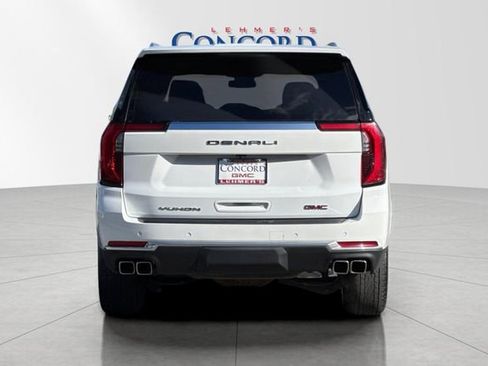 Used 2025 GMC Yukon XL Denali image 5