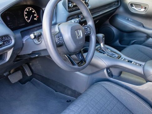Used 2024 Honda HR-V LX image 10