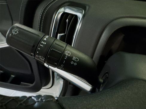 Used 2025 Ford Expedition Max Platinum w/ Platinum Ultimate Package AWD/4WD image 5