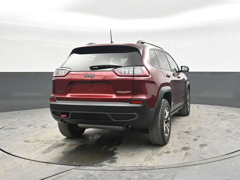 Used 2021 Jeep Cherokee Trailhawk w/ Sun, Sound & Nav Group AWD/4WD image 9