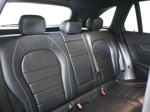 Used 2022 Mercedes-Benz GLC 300 4MATIC image 33