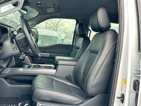 Used 2024 Ford F250 Lariat w/ Black Appearance Package image 13