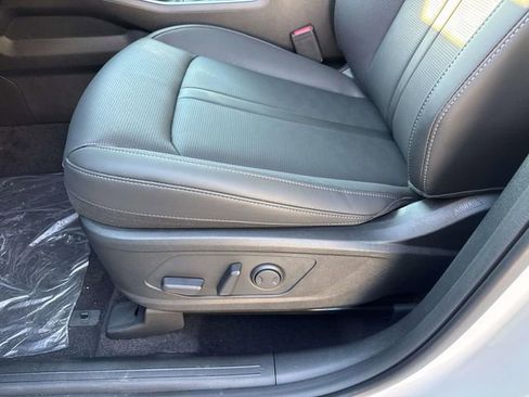 New 2026 Kia Sorento S w/ S Panoramic Sunroof Package image 21