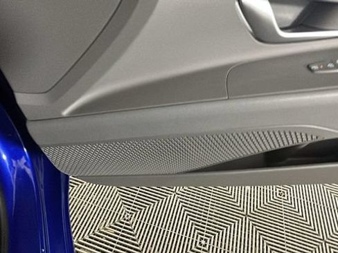 Certified 2025 Hyundai Elantra SEL FWD image 31