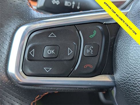 Used 2023 Jeep Gladiator Mojave w/ Cold Weather Group image 23