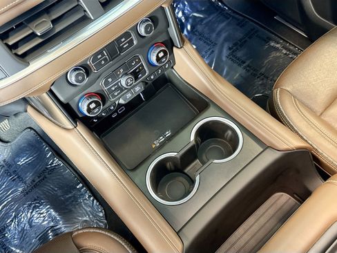 Used 2022 Chevrolet Tahoe High Country image 20