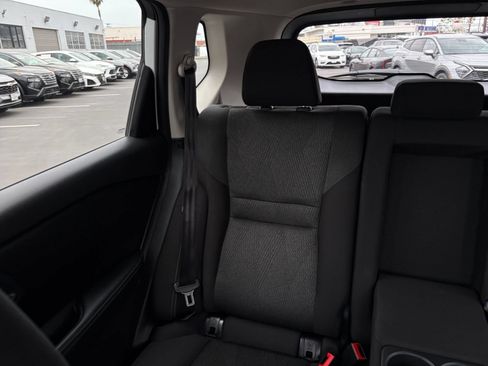 Used 2025 Nissan Rogue SV FWD image 41