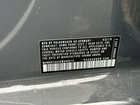 Used 2019 Volkswagen e-Golf SE image 24