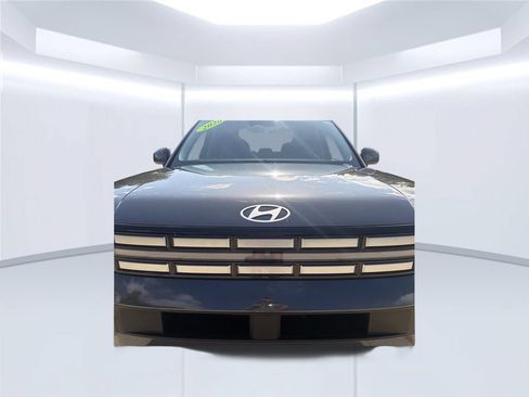 Used 2026 Hyundai Santa Fe SEL FWD image 16