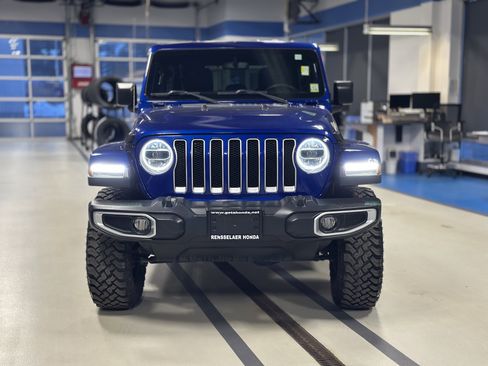 Used 2018 Jeep Wrangler Unlimited Sahara w/ Dual Top Group image 2