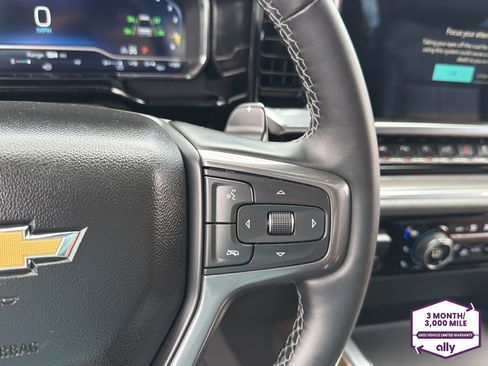Used 2024 Chevrolet Silverado 1500 High Country w/ Technology Package AWD/4WD image 19