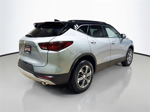 New 2026 Chevrolet Blazer LT image 7