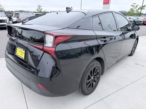 Used 2022 Toyota Prius AWD image 4