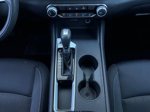 Used 2025 Nissan Altima 2.5 SV image 14