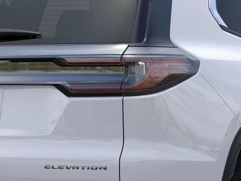 New 2026 GMC Acadia Elevation image 11