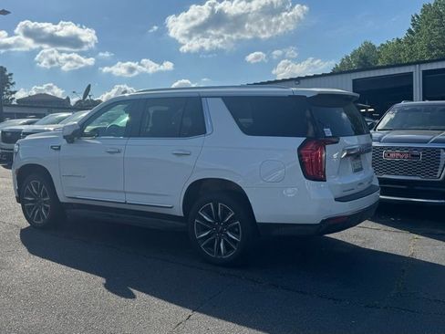 Used 2024 GMC Yukon Denali AWD/4WD image 3