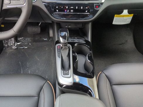 New 2026 Buick Envista Sport Touring FWD image 13
