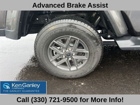 Used 2025 Jeep Gladiator Sport image 22