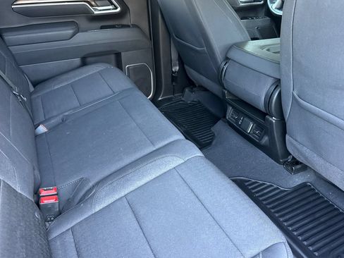 Used 2025 Chevrolet Silverado 2500 LT w/ Convenience Package AWD/4WD image 18