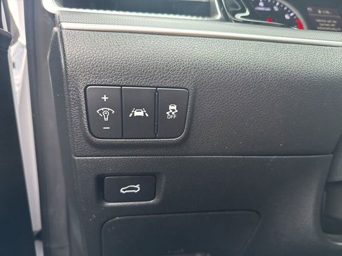 Used 2023 Kia K5 GT-Line image 26