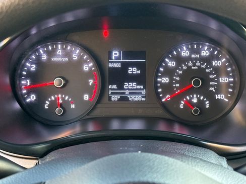 Used 2018 Kia Rio S image 22