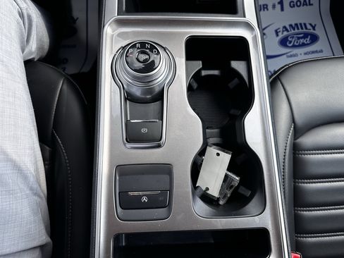 Used 2024 Ford Edge SEL w/ Convenience Package AWD/4WD image 17