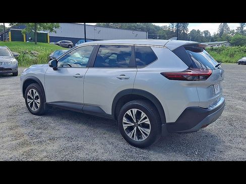 Used 2023 Nissan Rogue SV AWD/4WD image 6