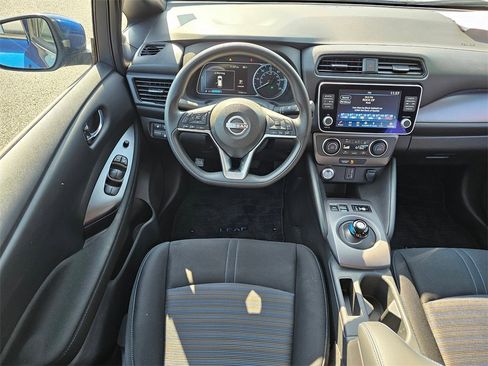 Used 2024 Nissan Leaf S image 13