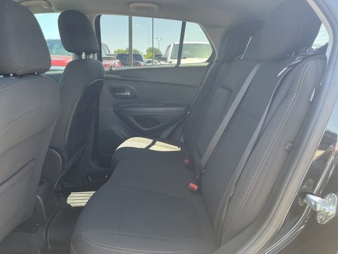 Used 2020 Chevrolet Trax LS w/ Tint and Cruise Package FWD image 36