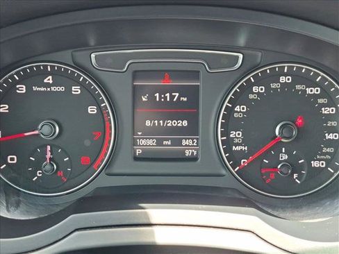Used 2017 Audi Q3 2.0T Premium Plus w/ Premium Plus Package FWD image 11