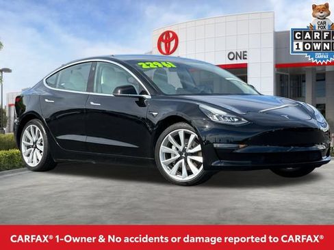 Used 2019 Tesla Model 3 Standard Range Plus RWD image 2