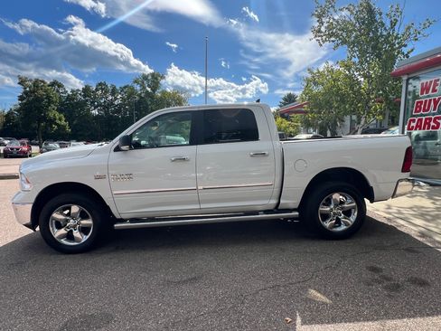 Used 2017 RAM 1500 Big Horn AWD/4WD image 4
