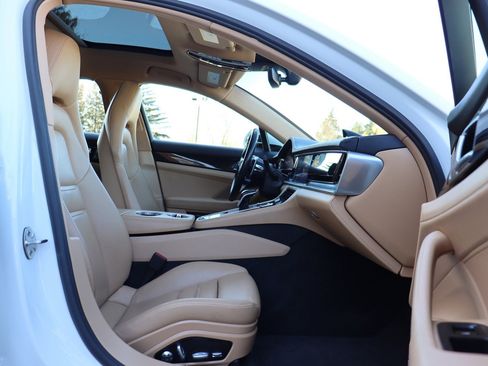 Used 2018 Porsche Panamera 4 w/ Premium Package Plus AWD/4WD image 21