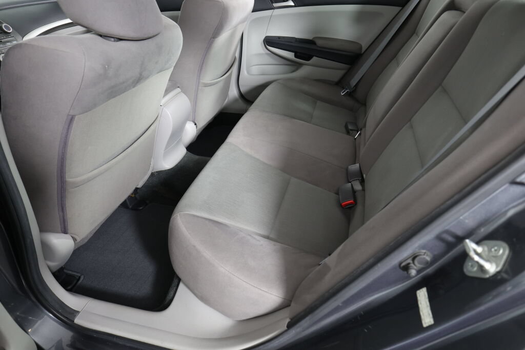 Used 2012 Honda Accord LX image 18