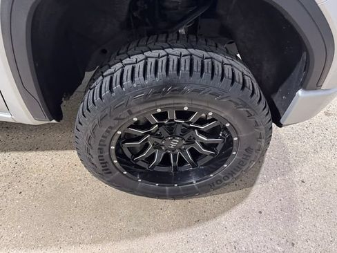 Used 2020 GMC Sierra 1500 Elevation AWD/4WD image 30