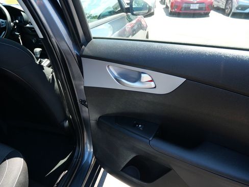 Used 2023 Kia Forte LXS FWD image 33