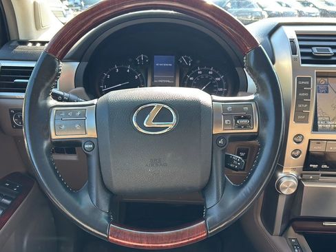 Used 2010 Lexus GX 460 image 33