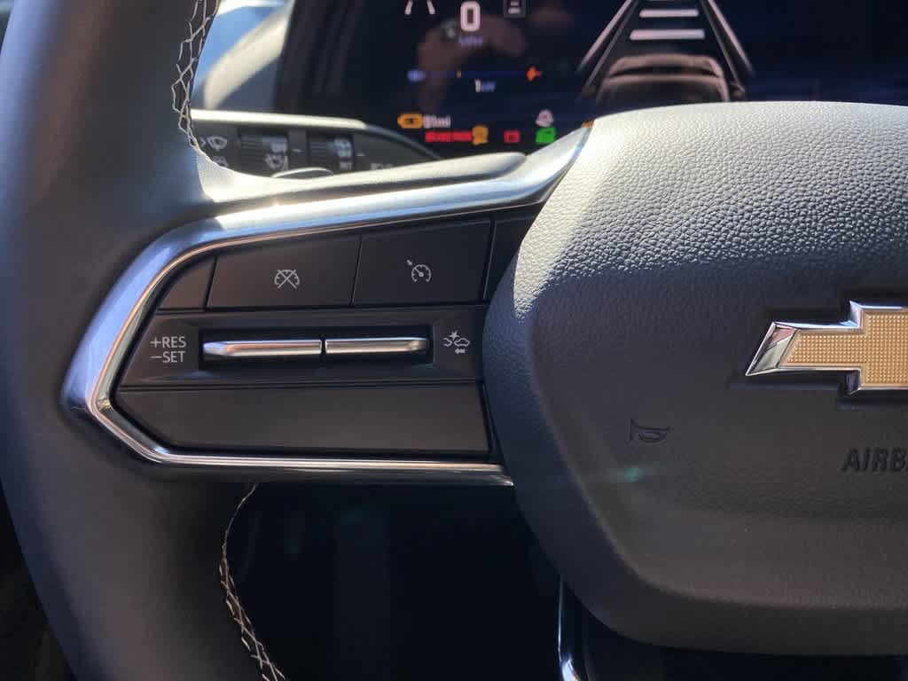 Used 2024 Chevrolet Equinox EV LT w/ LPO, Trailering Package AWD/4WD image 20