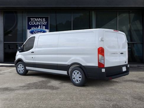 New 2025 Ford Transit 250 Low Roof RWD image 4