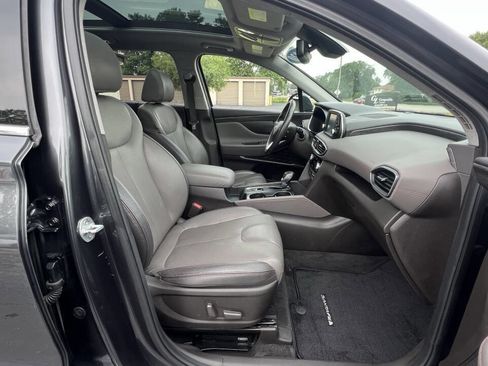 Used 2020 Hyundai Santa Fe SEL w/ Convenience + Premium Package image 28