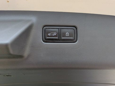 Used 2026 Hyundai Santa Fe SEL FWD image 40