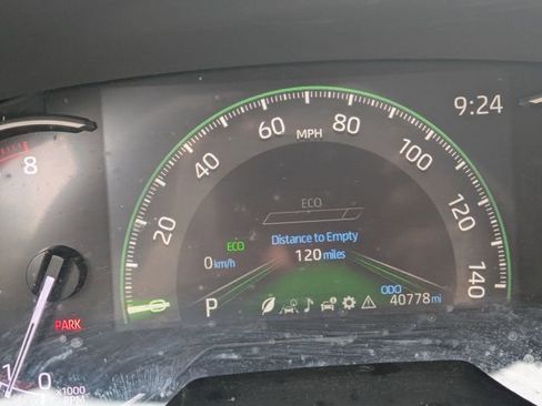 Certified 2024 Toyota RAV4 LE FWD image 19