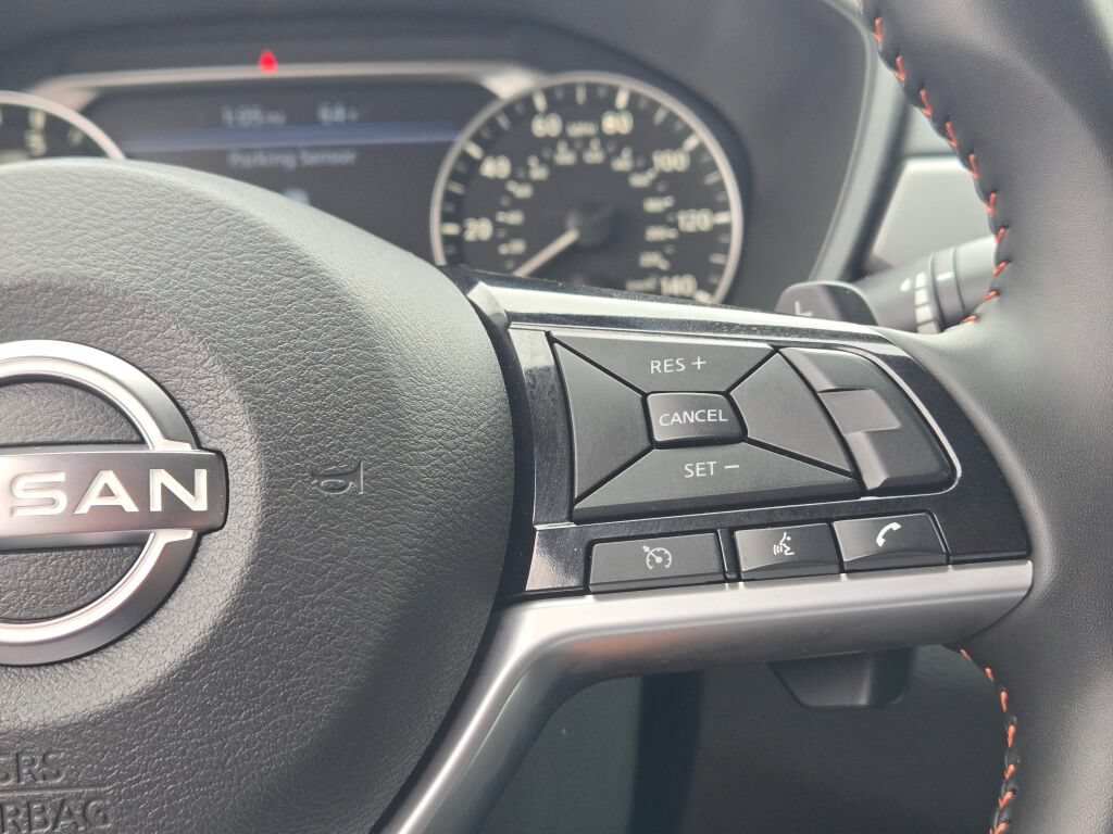 Used 2025 Nissan Altima 2.5 SR AWD/4WD image 35