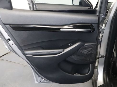 Used 2024 Kia Seltos EX FWD image 36