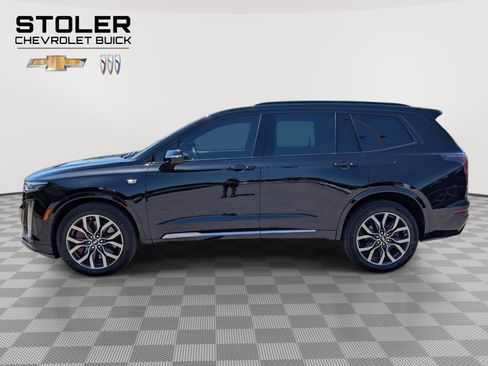 Used 2023 Cadillac XT6 Sport w/ Technology Package AWD/4WD image 2