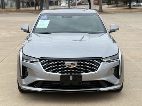 Used 2025 Cadillac CT4 Premium Luxury image 2